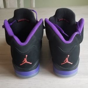 Nike Shoes - Nike Jordan 5 Raptors Nike Shoes - Nike Jordan 5 Raptors